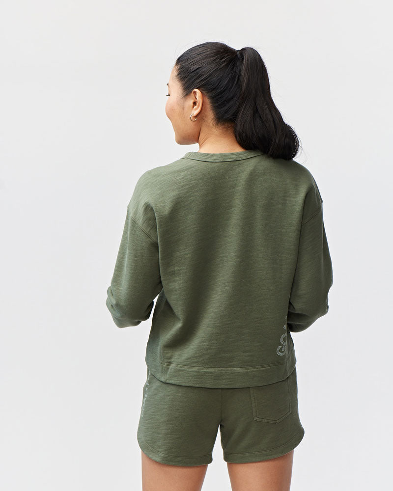 Freasy Crew Sweatshirt — Soft Garment-Dyed Crewneck for Men & Women | 3 Colors, XS–XXL