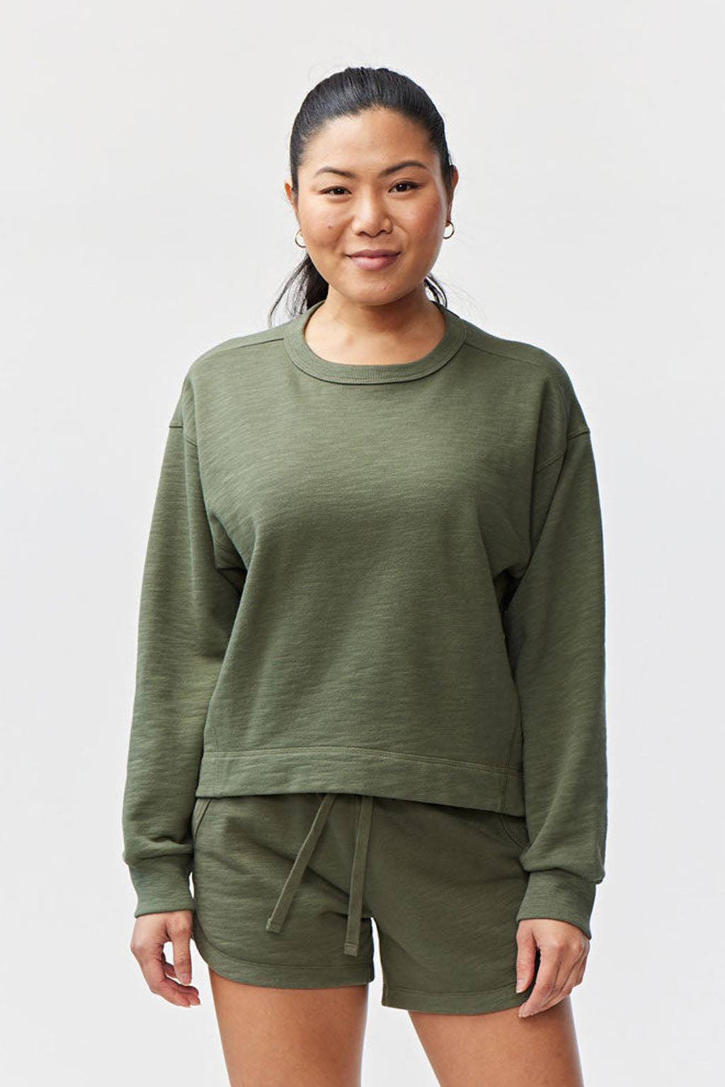 Freasy Crew Sweatshirt — Soft Garment-Dyed Crewneck for Men & Women | 3 Colors, XS–XXL